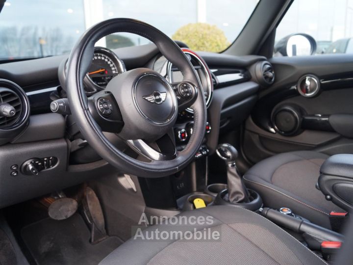 Mini Cooper 1.5i Aut. 5D NAVI PDC CAMERA - 11