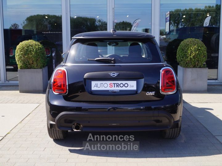 Mini Cooper 1.5i ONE AUTOMAAT Carplay FullLED PDC Black - 5