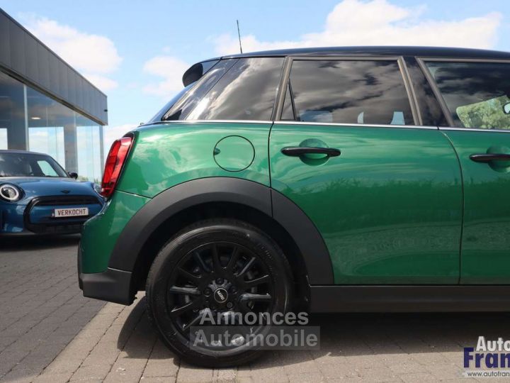 Mini Cooper 5-DEUR AUT LEDER NAVI APPLE BLACK PACK - 39