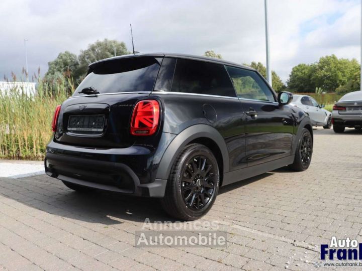 Mini Cooper AUT 3-D APPLE CARPL NAVI BLACK-PACK 16 - 7