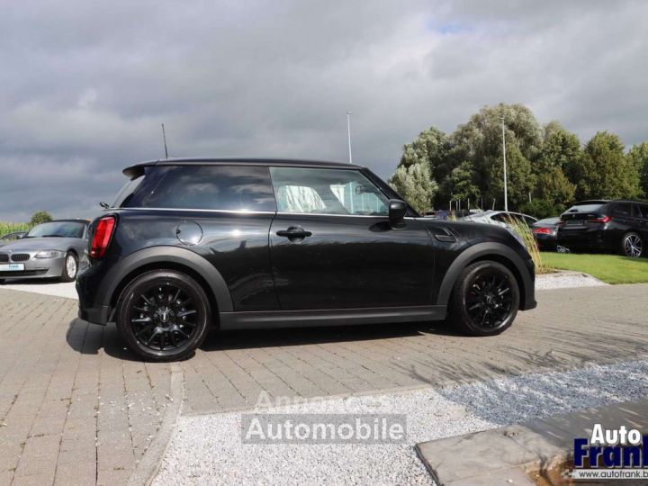 Mini Cooper AUT 3-D APPLE CARPL NAVI BLACK-PACK 16 - 8