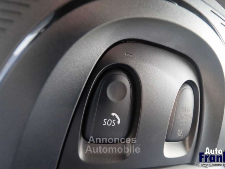 Mini Cooper AUT 3-D APPLE CARPL NAVI BLACK-PACK 16 - 36