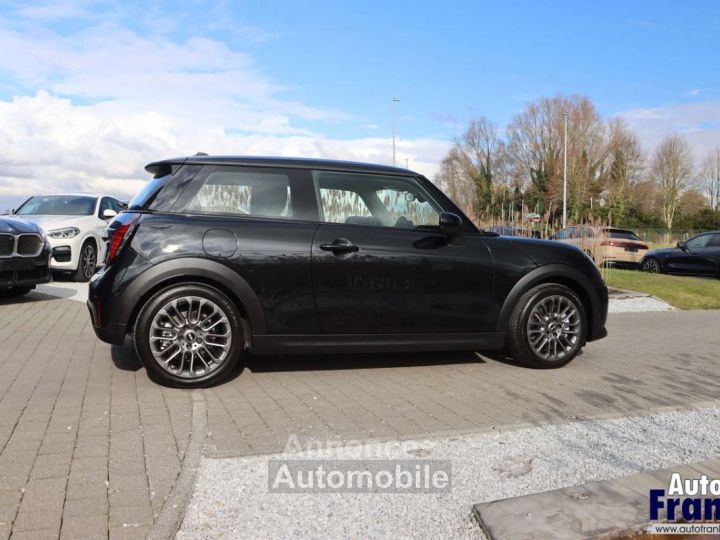 Mini Cooper 3D CLASSIC AUT NAVI CAM VERW ZETLS - 8