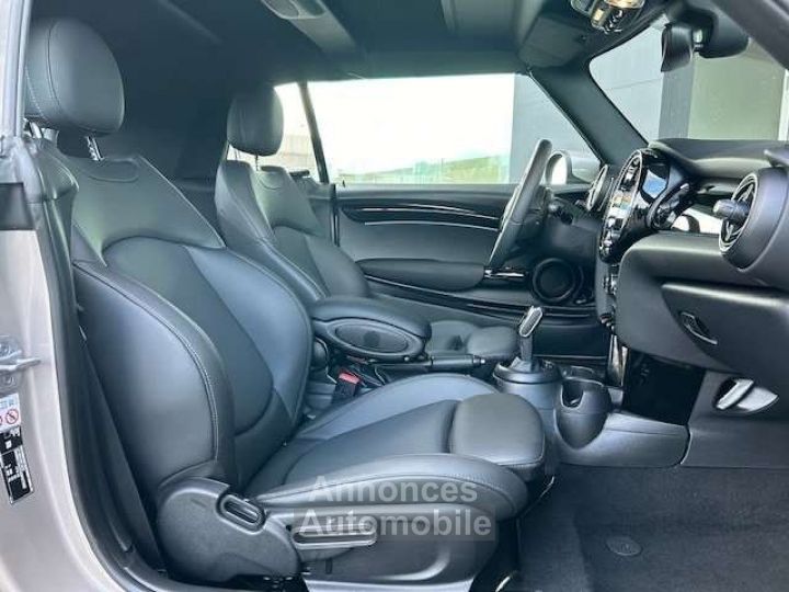 Mini Cooper Cabrio 1.5Aut - GPS - LED - Leder Sportseats - Black Pack - 15