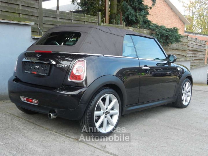 Mini Cooper Cabrio 1.6i Highgate Pack Sport cuir navig clim pdc ect - 6