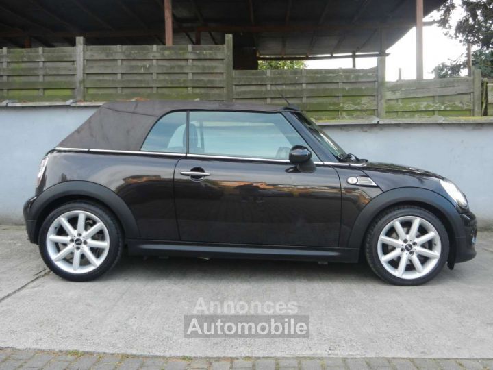 Mini Cooper Cabrio 1.6i Highgate Pack Sport cuir navig clim pdc ect - 8