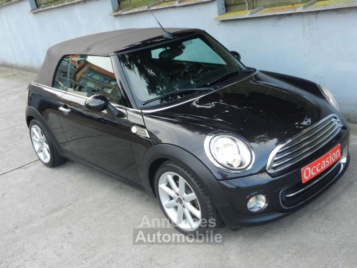 Mini Cooper Cabrio 1.6i Highgate Pack Sport cuir navig clim pdc ect - 11