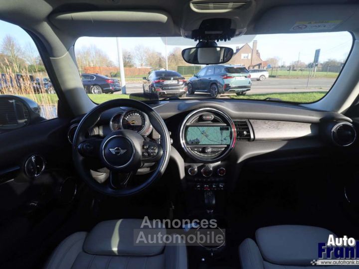 Mini Cooper D AUT NAVI LEDER PANO -HUD PDC A - 19