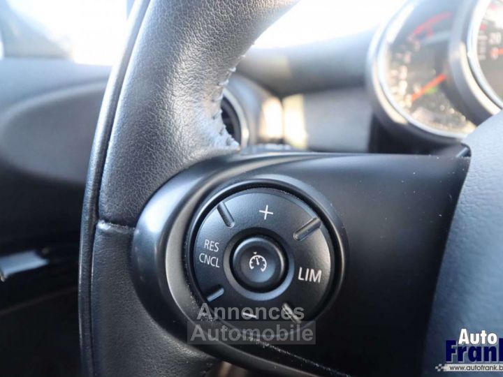 Mini Cooper D AUT NAVI LEDER PANO -HUD PDC A - 22