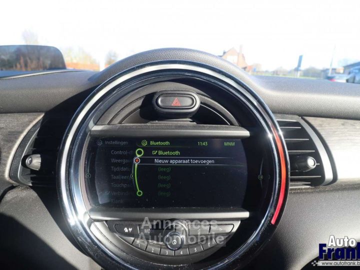 Mini Cooper D AUT NAVI LEDER PANO -HUD PDC A - 30