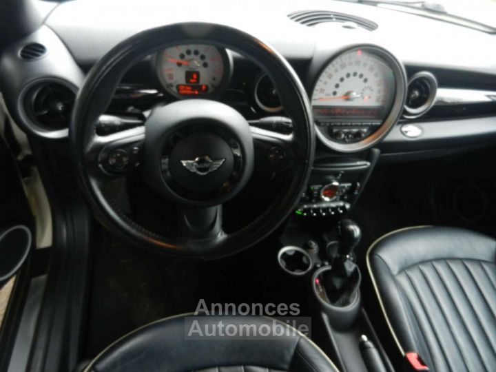 Mini Cooper D Cabrio 2.0 Automatique Pack Sport - 22