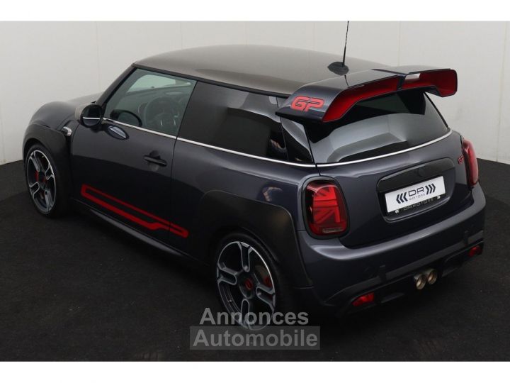 Mini Cooper GP - 1 Owner Only 8.567km! Belgian car NAVI No 1532 of 3000 - 9