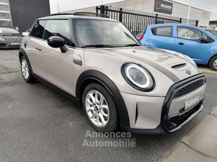 Mini Cooper S 2.0AS DCT--FULL OPTIONS-TOIT PANO-GARANTIE USINE-- - 1