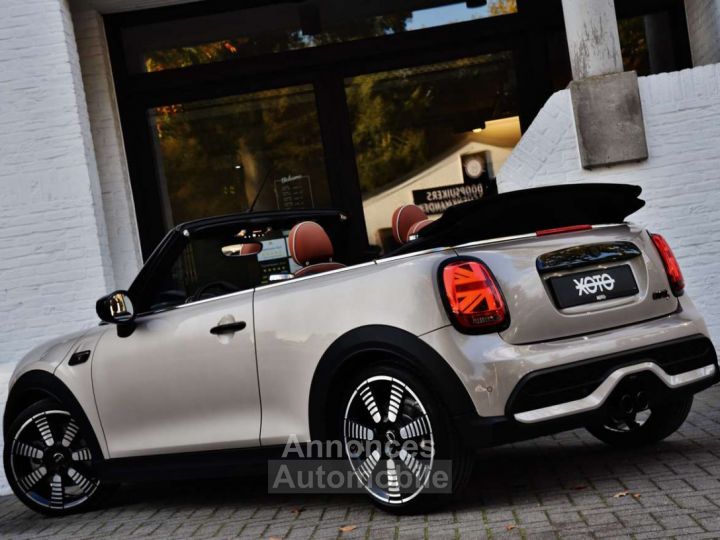 Mini Cooper S Cabrio 2.0AS AUT. - 9