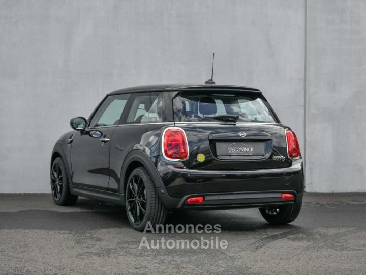 Mini Cooper SE - CARPLAY - PDC - - SPORTSEATS HEATED - - 8