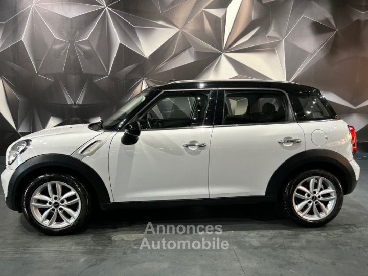 Mini Countryman COOPER D 112CH - 2