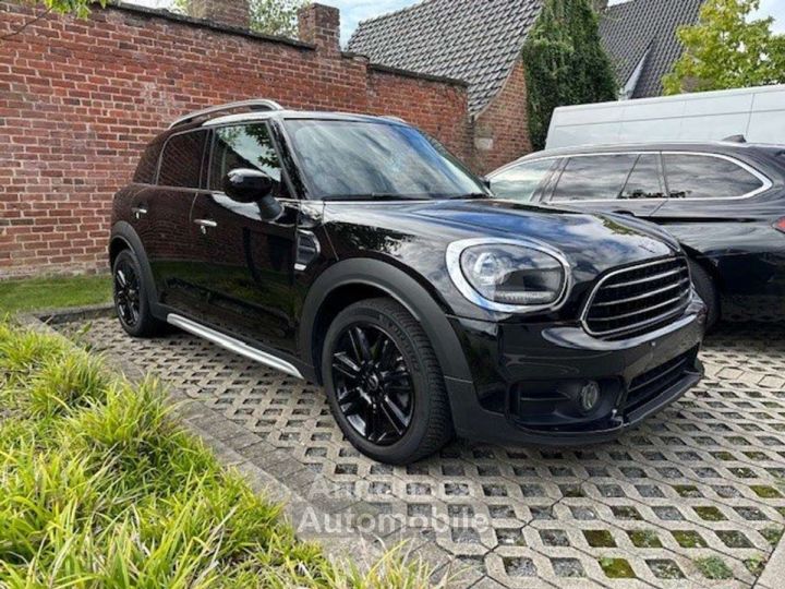 Mini One Countryman 1.5 benzine - PDC - GPS - 18 velgen - 1st Owner - 2