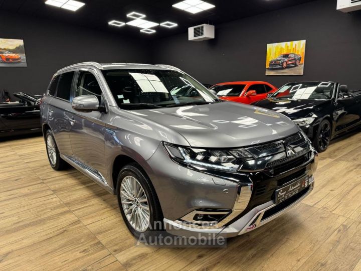 Mitsubishi Outlander PHEV III (2) TWIN MOTOR 4WD INTENSE 224 MY20 - 1