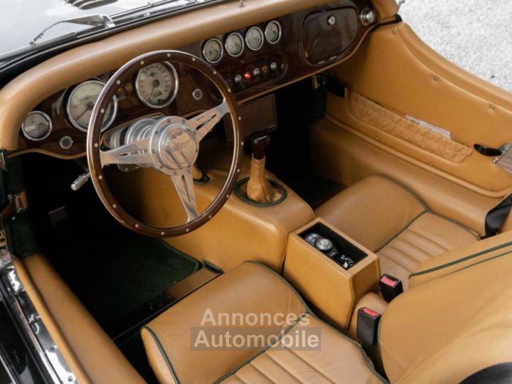 Morgan Roadster 3.0i V6 FULL Servicebook Bentley Green - 13