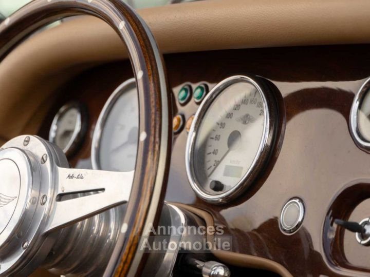 Morgan Roadster 3.0i V6 FULL Servicebook Bentley Green - 16