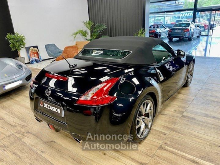 Nissan 370Z Roadster 3.7 V6 328 PACK AUTO - 9