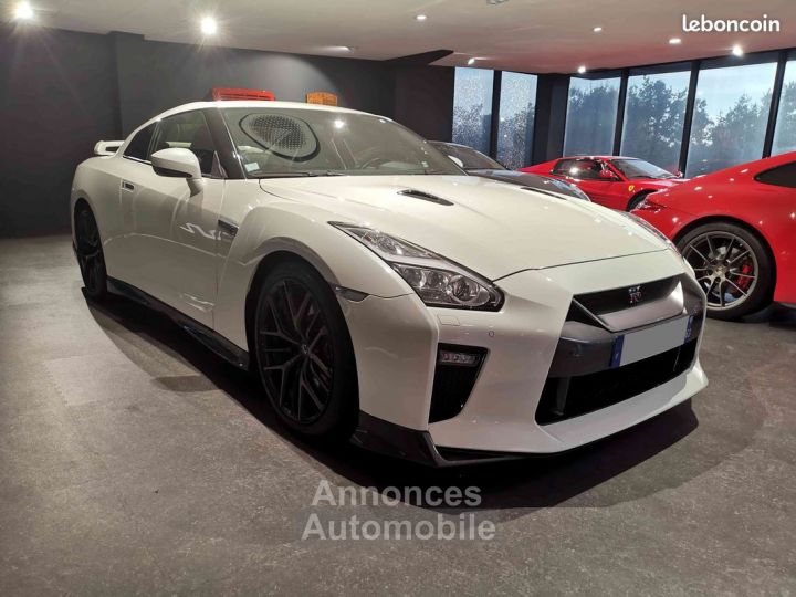 Nissan GT-R GTR R35 Gentleman Edition - 5