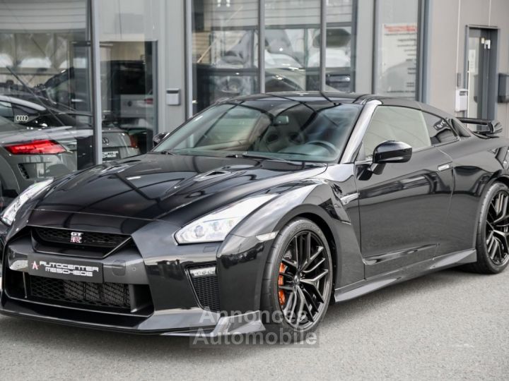 Nissan GT-R Prestige Edition - 2