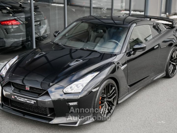 Nissan GT-R Prestige Edition - 24