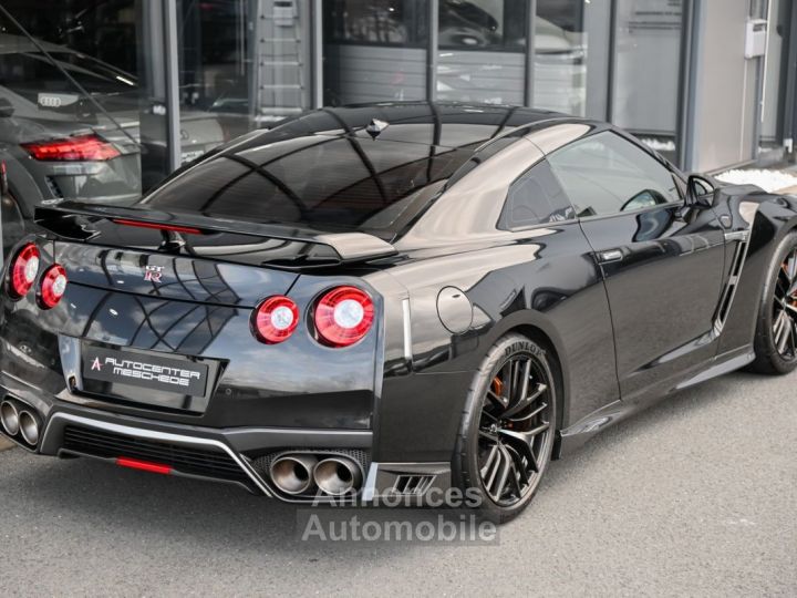 Nissan GT-R Prestige Edition - 25