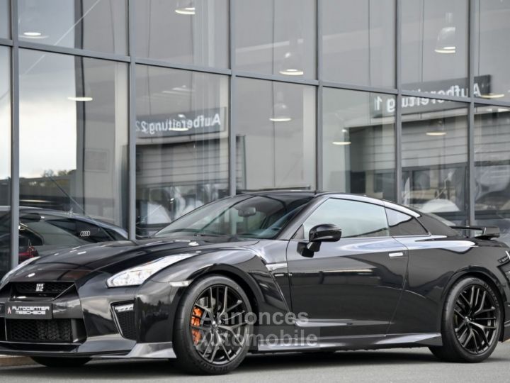 Nissan GT-R Prestige Edition - 30