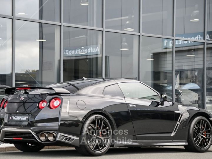 Nissan GT-R Prestige Edition - 31