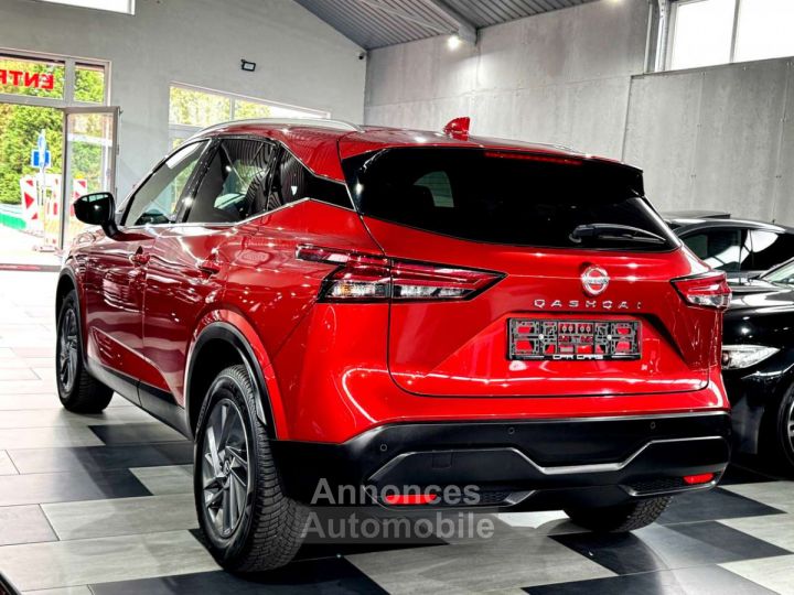 Nissan Qashqai 1.3 DIG-T 1e Main Etat Neuf Full Hist. - 4