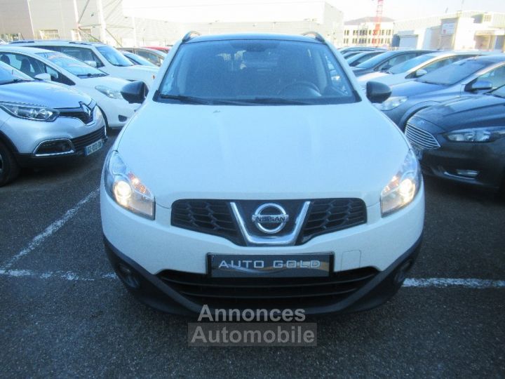 Nissan Qashqai 1.6 dCi 130 Stop/Start All-Mode 4x4-i Connect Edition - 2