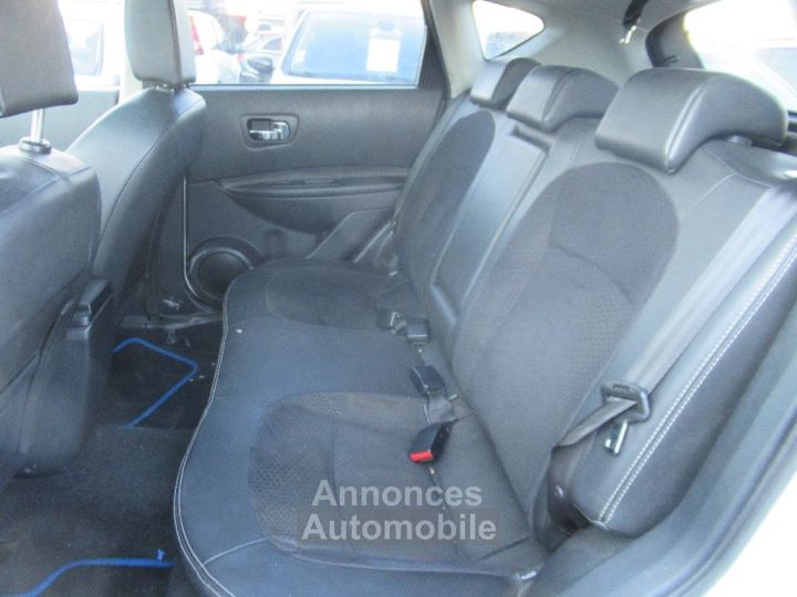 Nissan Qashqai 1.6 dCi 130 Stop/Start All-Mode 4x4-i Connect Edition - 8