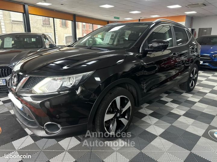 Nissan Qashqai Connect Edition - 2