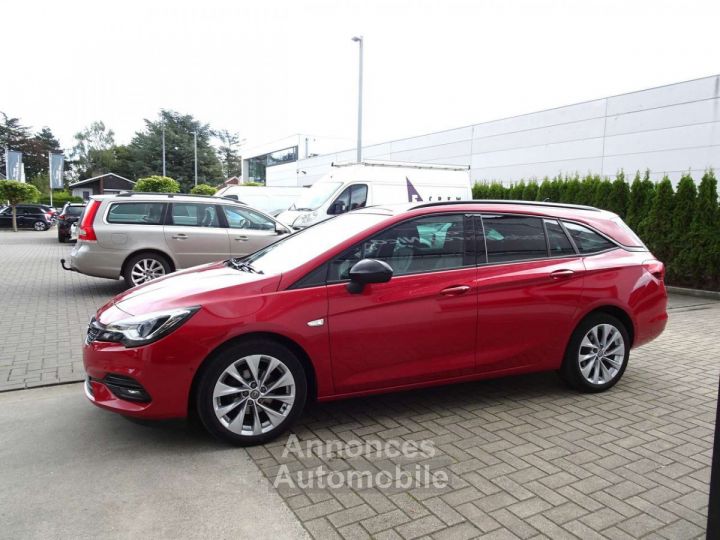 Opel Astra 1.2 Turbo Sports Tourer Ultimate CAMERA,CARPLAY - 2