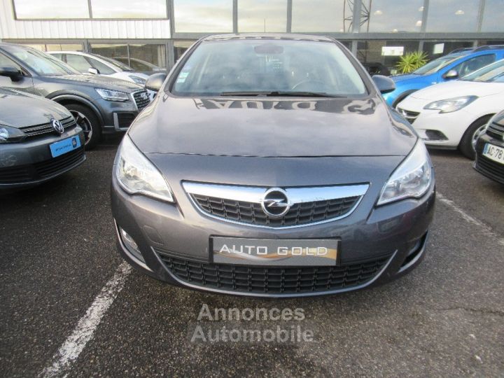 Opel Astra 1.4 Turbo 120 ch Cosmo - 2