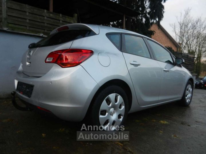 Opel Astra 1.6i 116cv Enjoy (airco pdc multifonctions ect) - 6