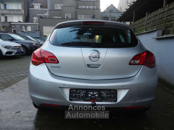Opel Astra 1.6i 116cv Enjoy (airco pdc multifonctions ect) - 7