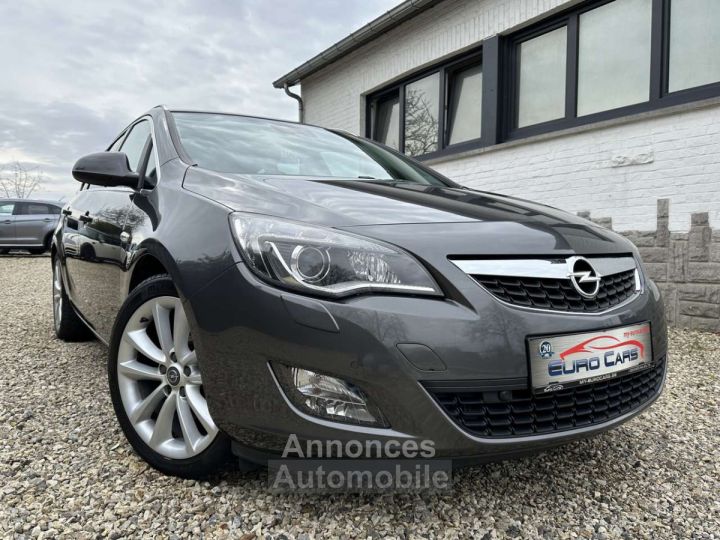 Opel Astra 1.7 CDTi ECOTEC Sport XENON-LED-NAVI-PDC-CRUISE-JA - 2