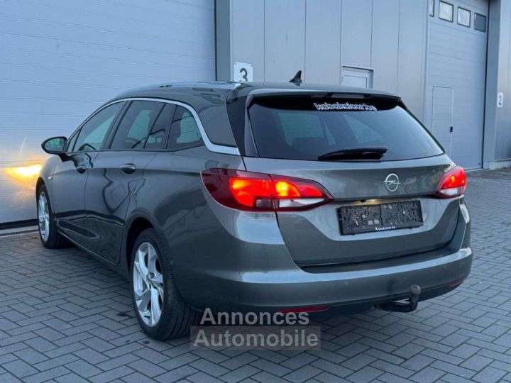 Opel Astra Sports Tourer 1.6 CDTi --NAVI--CUIR--GARANTIE 12M - 4