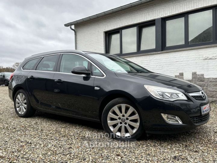 Opel Astra Sports Tourer 1.7 CDTi ECOTEC Cosmo CUIR-EXPORT - 4