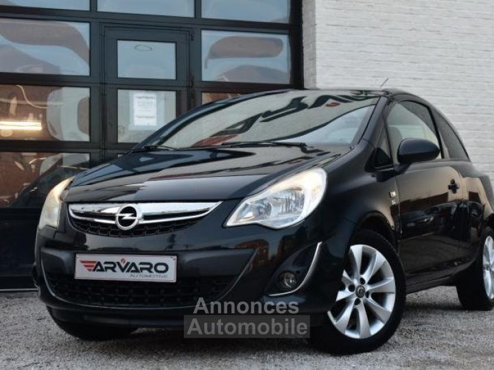 Opel Corsa 1.2i 150 Jahre Editie - 10