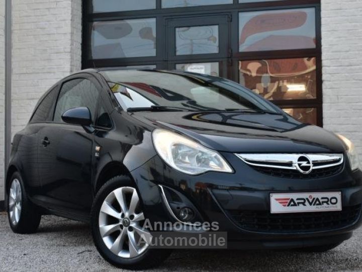 Opel Corsa 1.2i 150 Jahre Editie - 13