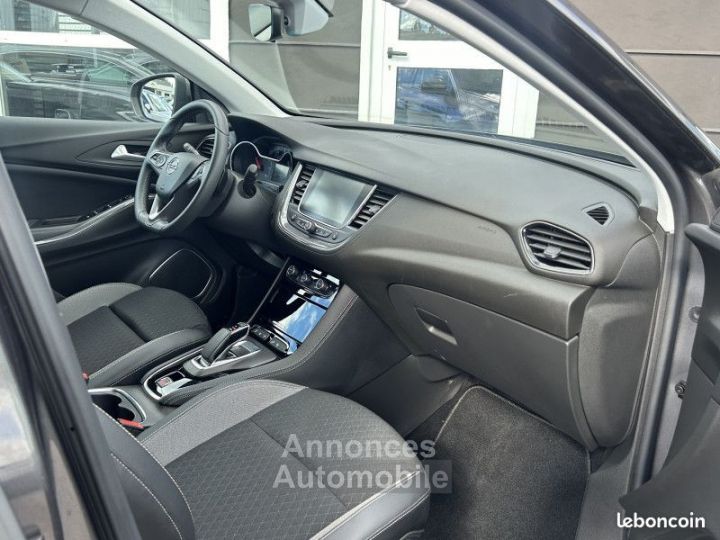 Opel Grandland X HYBRID 225CH ELEGANCE BUSINESS - 16