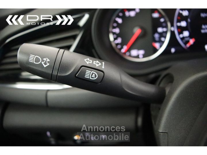 Opel Insignia GRAND SPORT 1.6 CDTI INNOVATION - LEDER NAVI 360° CAMERA DAB - 33