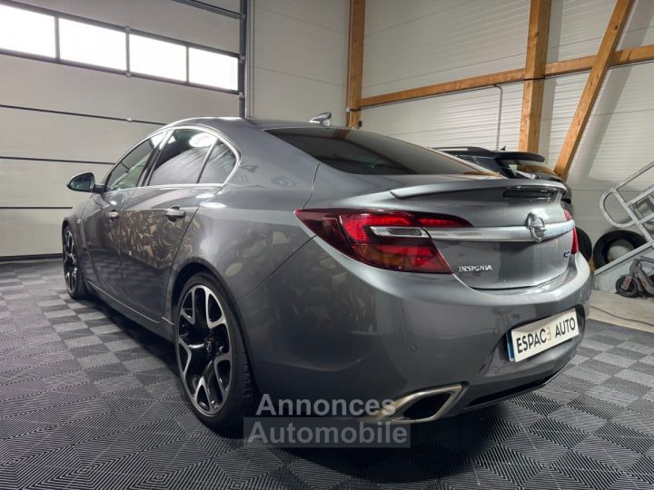 Opel Insignia OPC 2.8 V6 TURBO 325 4X4 - 3