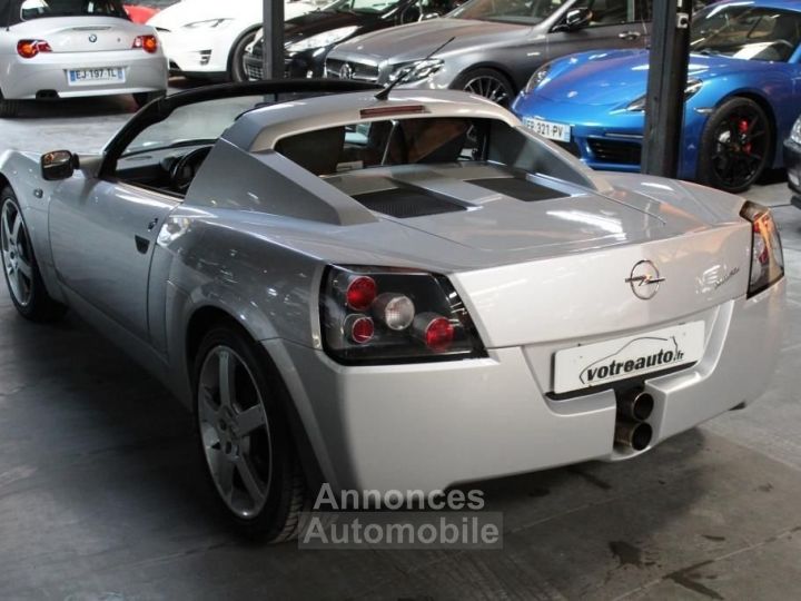 Opel Speedster 2.2 147 - 14