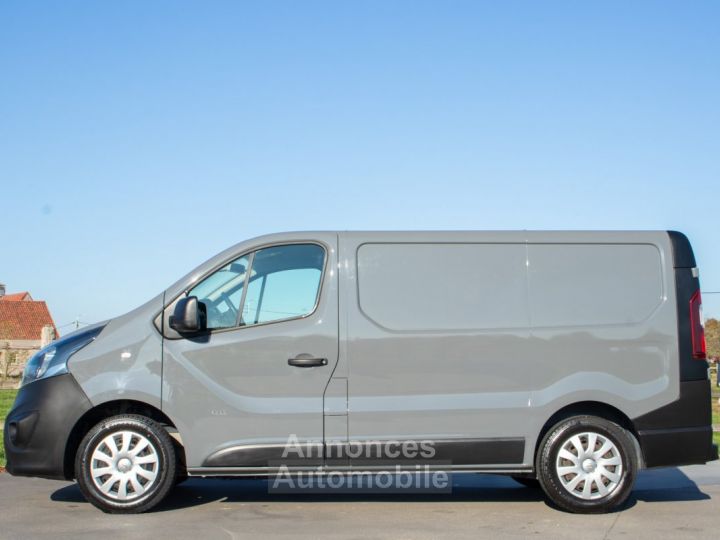 Opel Vivaro 1.6 DTCi L2H1 - 3 ZITPLAATSEN - 1 EIGENAAR - PARKEERCAMERA - AIRCO - CRUISECONTROL - TREKHAAK - EURO 6 - 10