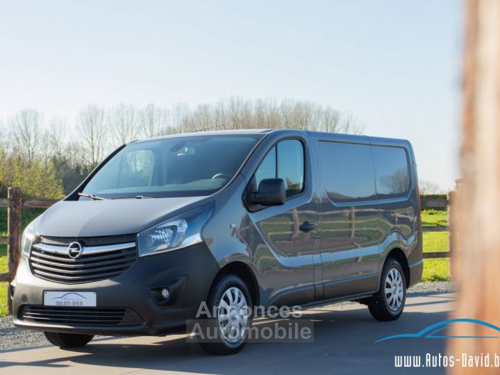 Opel Vivaro 1.6 DTCi L2H1 - 3 ZITPLAATSEN - 1 EIGENAAR - PARKEERCAMERA - AIRCO - CRUISECONTROL - TREKHAAK - EURO 6 - 11